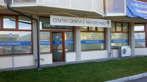 insegna e vetrofanie cdm