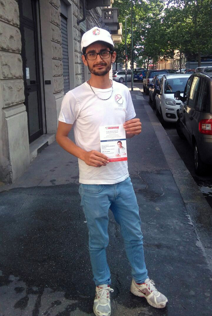 Volantinaggio a Torino per Centro Medico Chirurgico Freidour