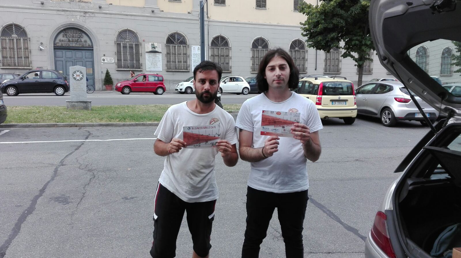 Volantinaggio a Beinasco per OCT Service