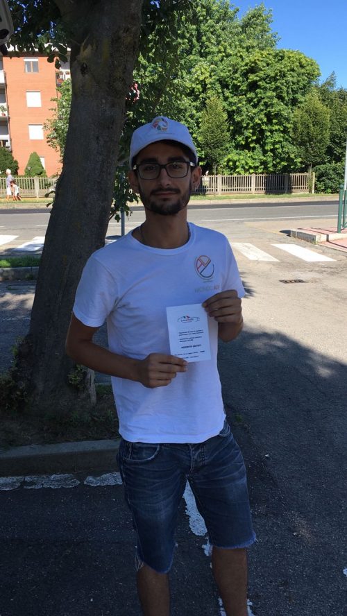 Volantinaggio a La Loggia per Pellegrino "Leva Bolli"