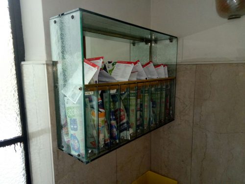 Volantinaggio in Torino per la Larc