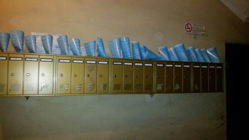 Volantinaggio a Genova per Toyland