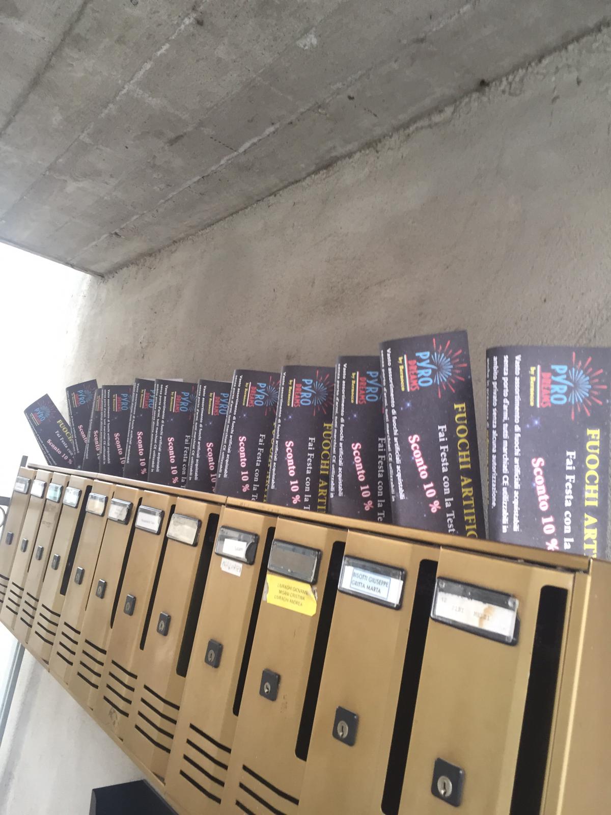 Volantinaggio a Casalpustarlengo per Pyro Dreams