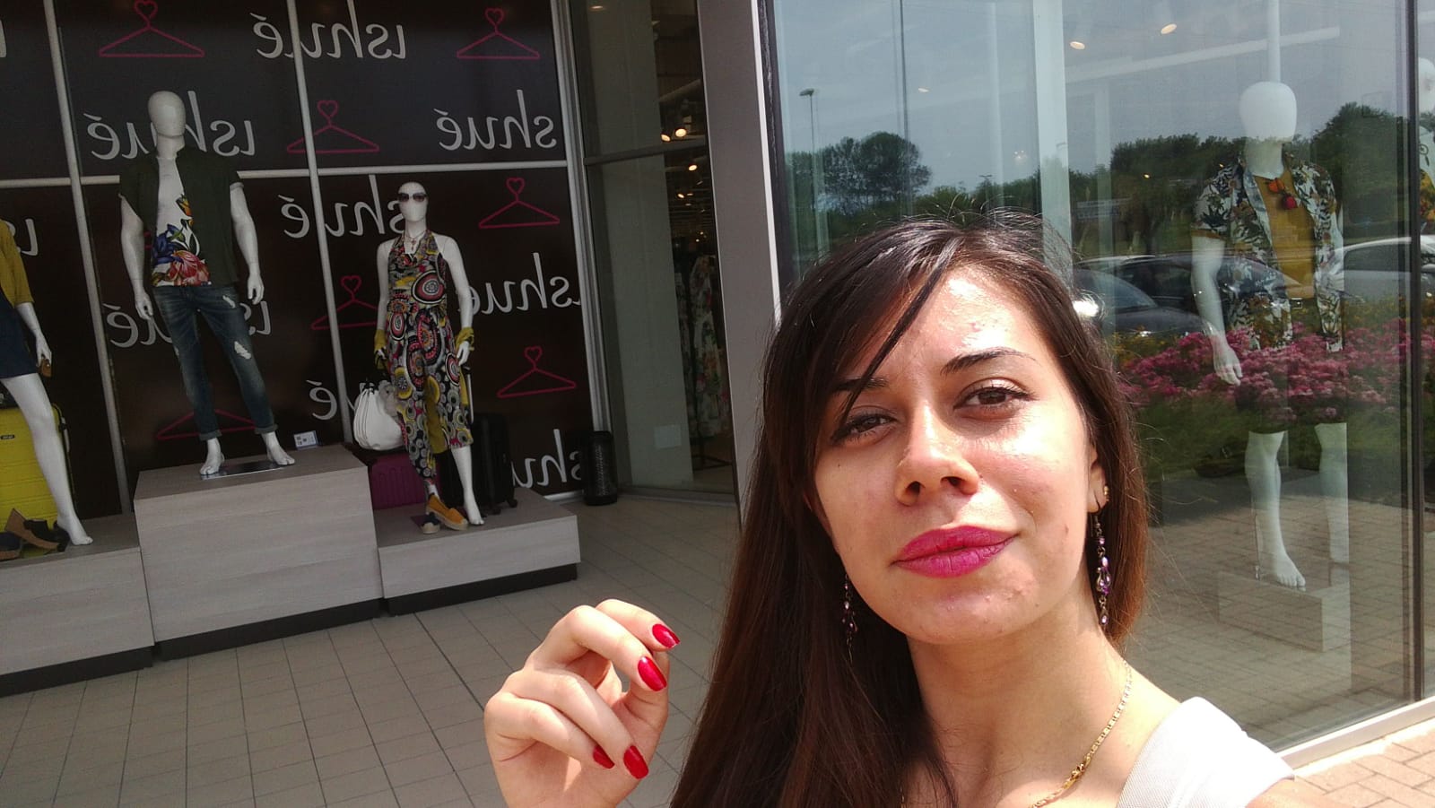 hostess a cuneo