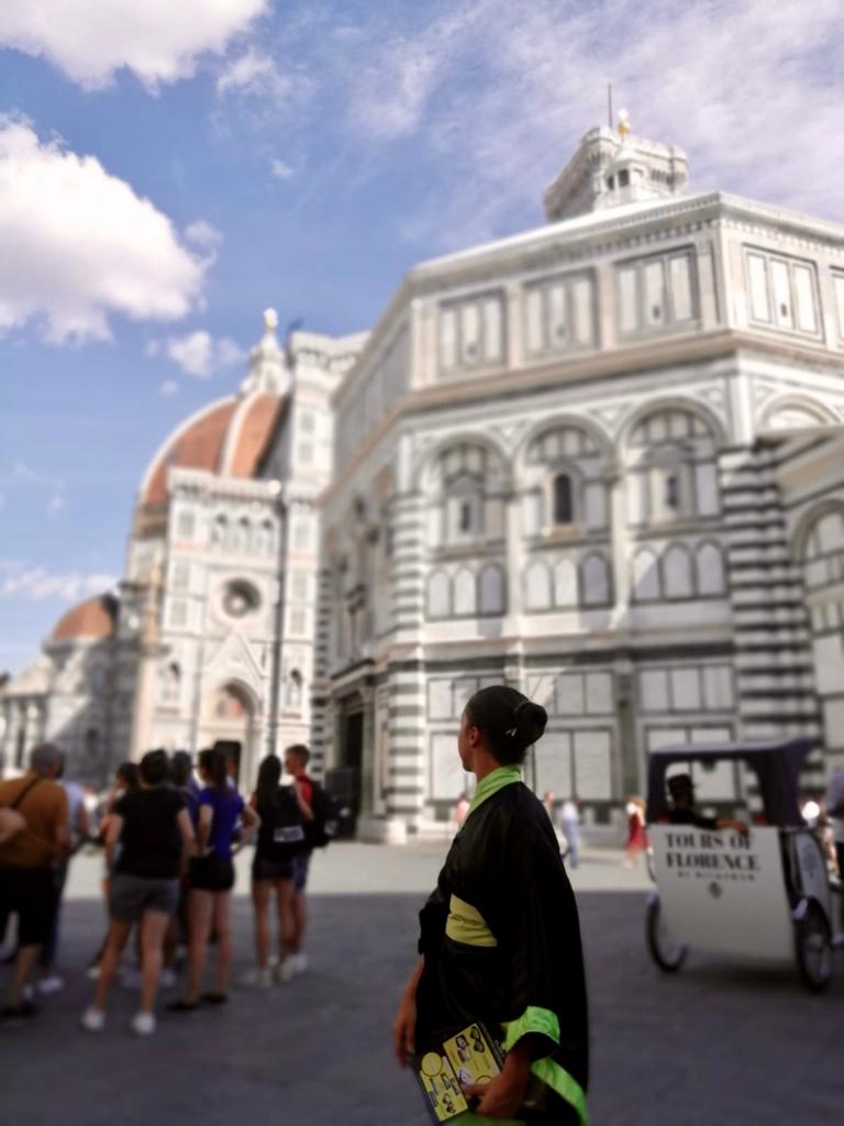 Hostess a Firenze